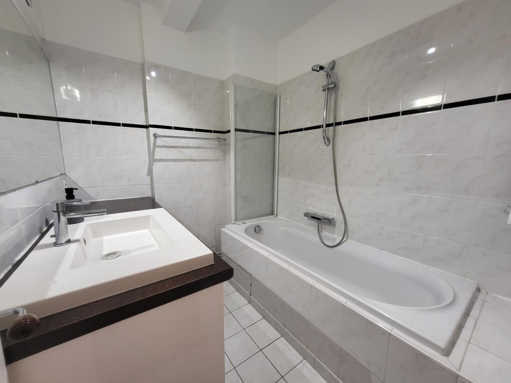 Spacious And Comfortable Apartment - Perfect For Families & Friends - Near Public Transportation Montrouge Exterior photo